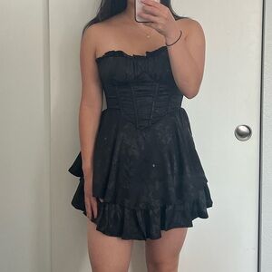 Selfie Leslie Paris Muse Gathered Bust Romper | Size S